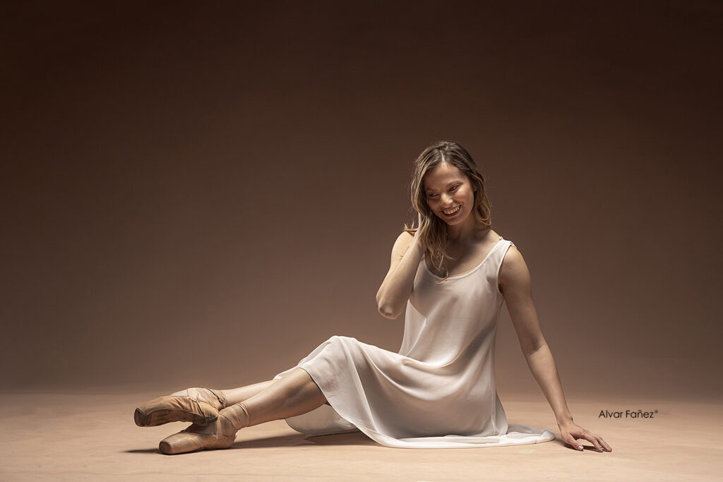 Point(e) Out by Ana Belén – Branding y marketing para danza profesional